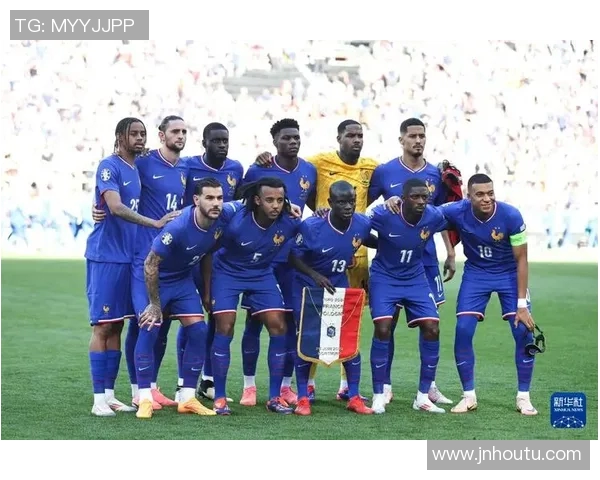 法国和波兰足球明星的辉煌历程与对抗赛场上的精彩瞬间